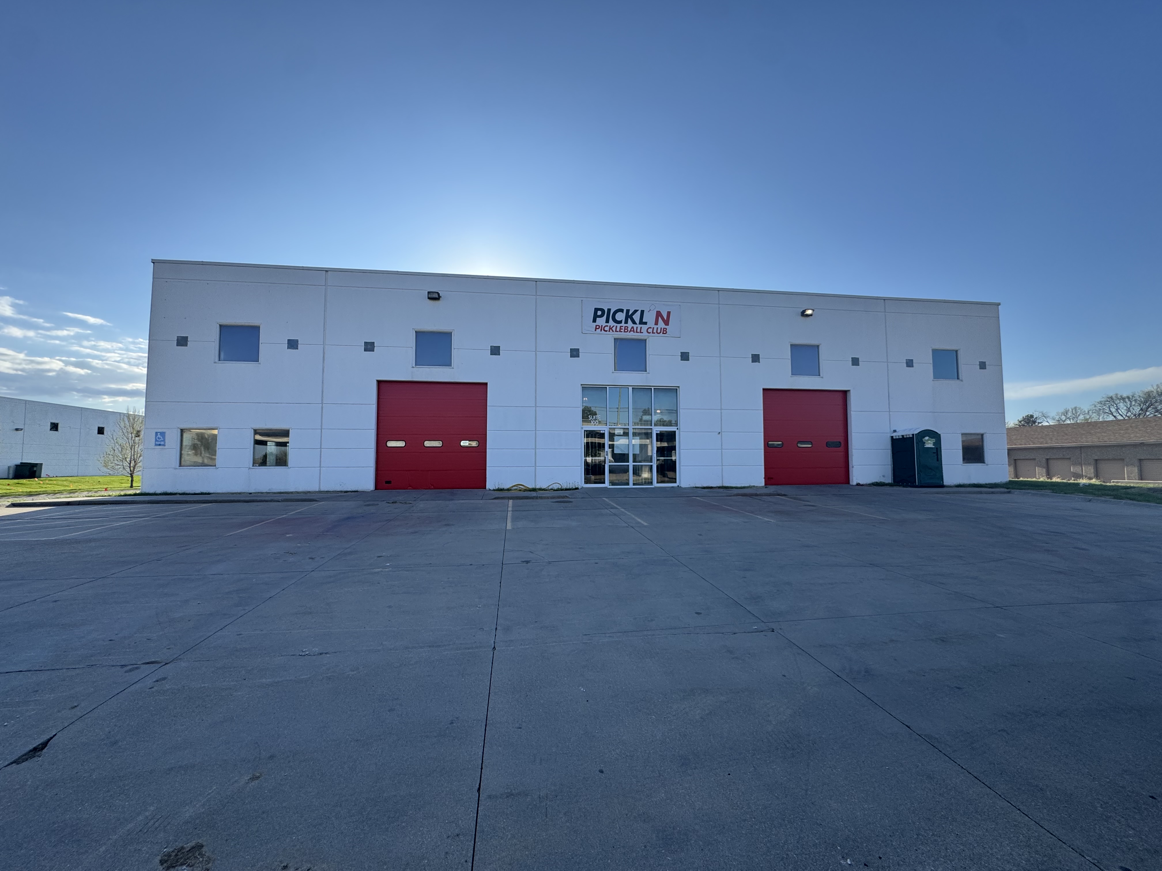 Pickl'N Pickleball Club exterior